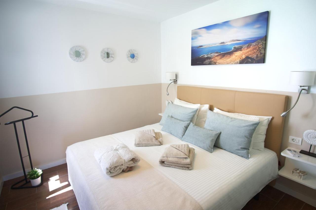 Apartment Portonovo La Paloma Amazing Sea View & Swimming Pool-Good Wifi -Free Ac- Private Parking Puerto del Carmen  Bagian luar foto
